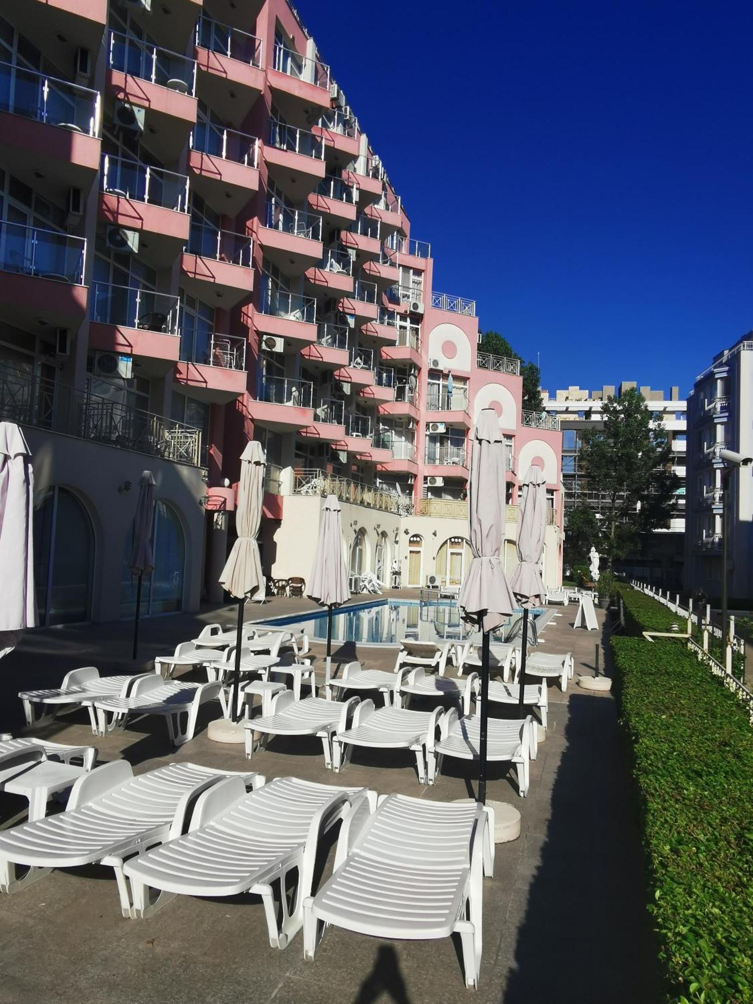 Rose Garden Omax Apartments Sunny Beach Exterior foto